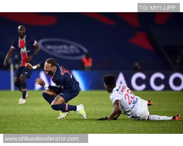 足总杯惊天冷门巴黎圣日耳曼轻取马竞全场沸腾解析