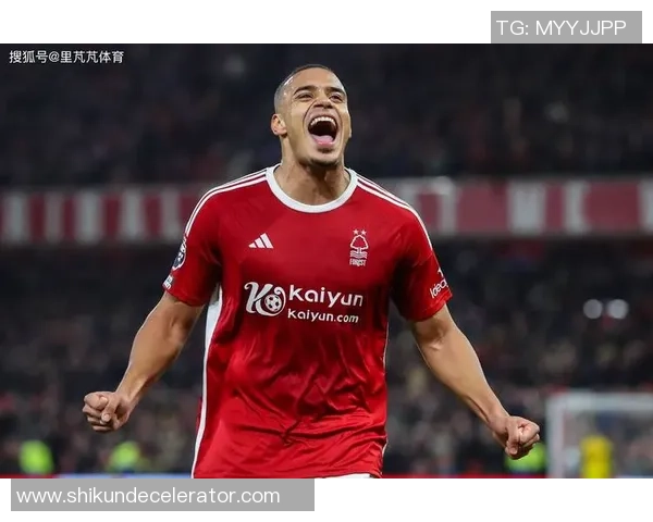 意甲激战阿森纳险胜波尔图红牌事件引发全场热议与转会猜测