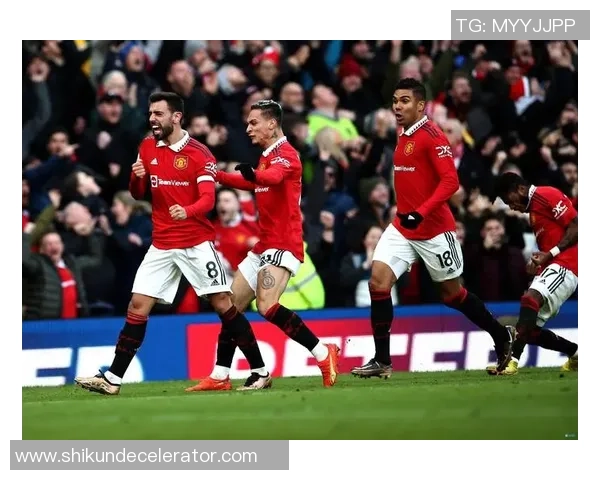 德甲焦点战曼联与尤文图斯激战成平局引发全场热议