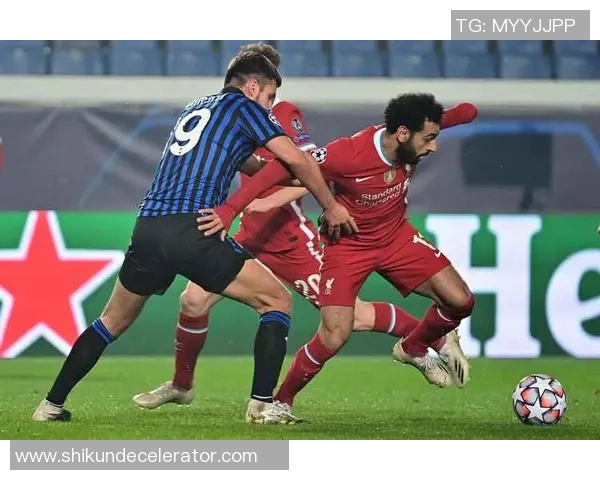 足总杯精彩对决本菲卡与莱比锡战成平局乌龙球成比赛转折点分析