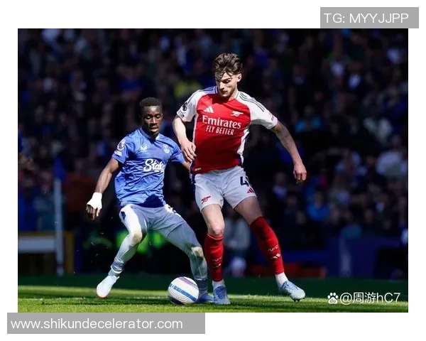 英超焦点战阿森纳与皇马握手言和红牌争议引发全场热议