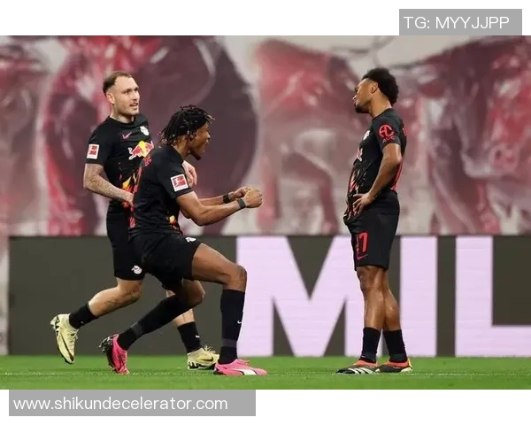 西甲激战：皇马与莱比锡鏖战成平局历史冷门引发全场沸腾